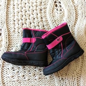 Girls snow boots